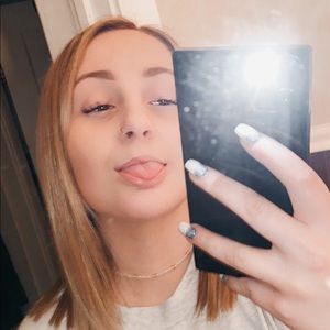 Meet your Posher, Kenna